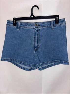 Universal Thread Light Blue High-Rise Denim Shorts